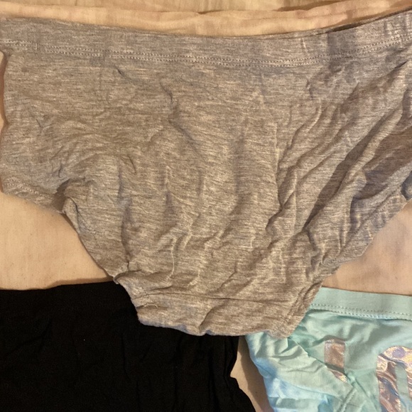 Brand new undies never worn size small. - Picture 4 of 4